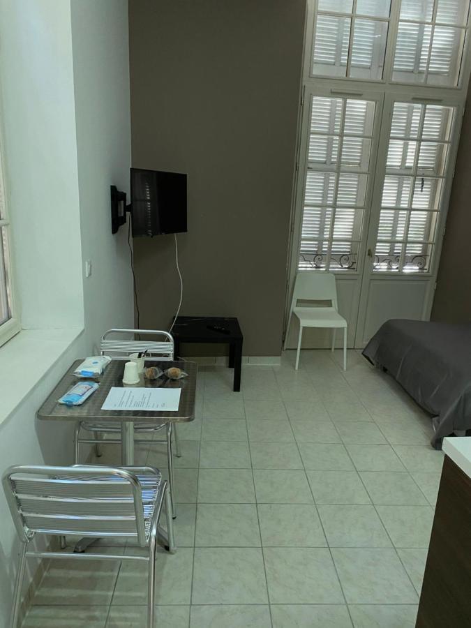 Five Stars S1 Aparthotel Marsella Exterior foto